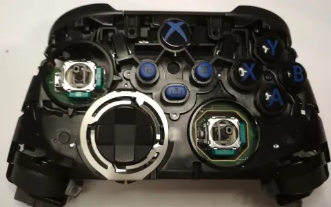 Jak zresetować pada Xbox One? Rozwiąż problemy z kontrolerem!