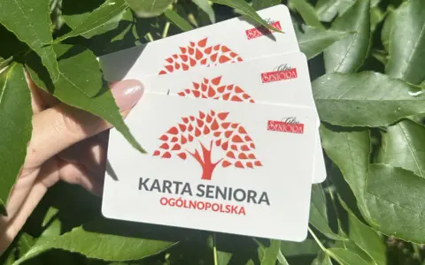 Karta Seniora Ogólnopolska - zniżki dla seniorów. Ciesz się korzyściami!