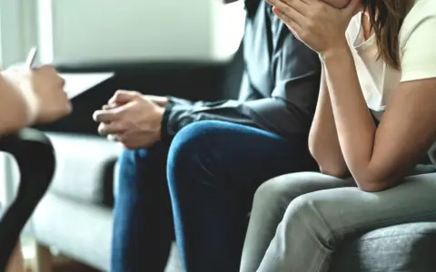 Syndrom Otella: Jak leczyć? Skuteczne metody na obłęd zazdrości