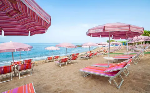 Club Hotel Baia di Diamante: Vacanza Perfetta? Guida Completa