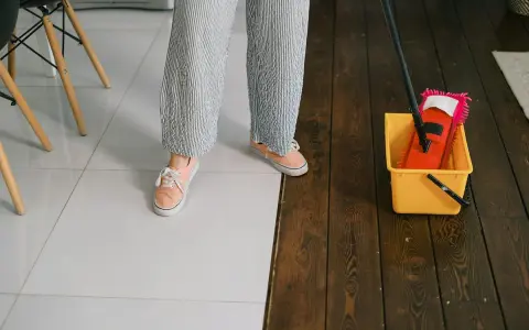 Mop parowy: wady, zalety i czy warto kupić?