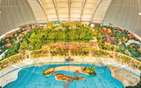 Tropical Islands: Alle Attraktionen Was Sie wirklich erwartet!