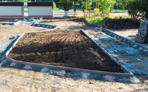 Obrzeża ogrodowe: Materiały i DIY. Stwórz idealne granice!