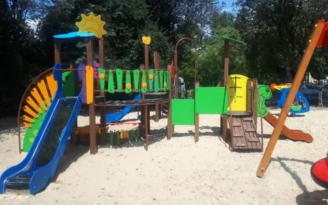 Jak napisać podanie o plac zabaw? Kompletny poradnik krok po kroku