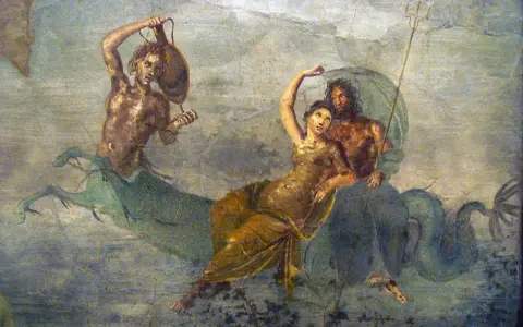 Poseidon und seine Kinder, ein Meeresgott mit Dreizack, eine Frau und ein Mann mit Fischschwanz, reiten auf einem Seeungeheuer.