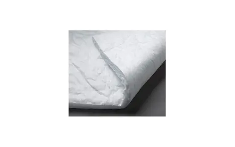 Acolchado blanco y voluminoso, ideal para aislamiento térmico. Descubre qué es Thinsulate y su versatilidad.