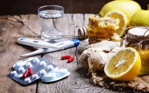 Ból gardła? Szybka ulga: domowe sposoby i leki bez recepty