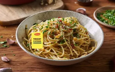 Spaghetti z chili: jak zrobić idealne aglio olio w 15 min?