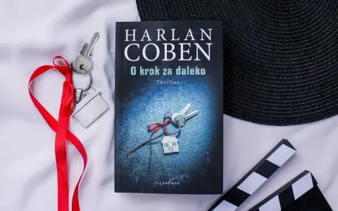 Klucze do domu, czerwona wstążka i thriller Harlana Cobena "O krok za daleko". Czy bohaterowie przekroczą granicę?