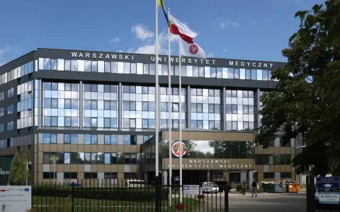 Warszawski Uniwersytet Medyczny: Adres, Kontakt i Programy Studiów