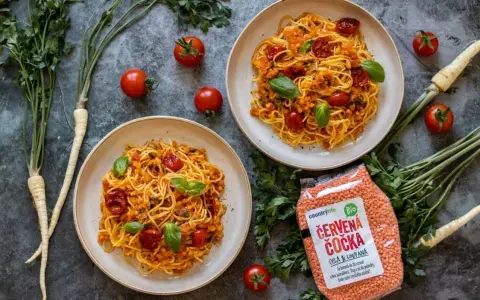 Wegańskie spaghetti bolognese - pyszna alternatywa bez mięsa