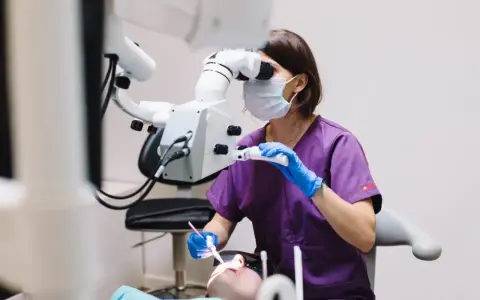 Jak zostać dentystą w Polsce? Twój przewodnik po studiach i karierze
