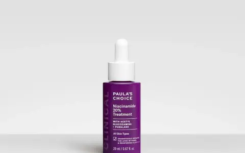 Siero Paula's Choice con niacinamide 20% per ridurre i brufoli e i pori dilatati.
