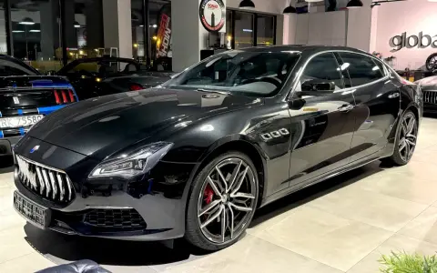 Ile kosztuje Maserati Quattroporte? Ceny i różnice między wersjami
