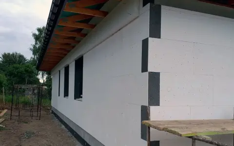Jaki styropian na ocieplenie starego domu - wybierz najlepszy materiał