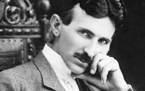 Jak zmarł Tesla? Szokujące okoliczności i nieznane fakty o jego śmierci