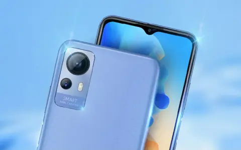 Elegancki, fioletowy telefon Acer z potrójnym aparatem głównym.