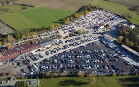 Pièces auto : neuf, occasion, adaptable ? Achetez malin et sûr !