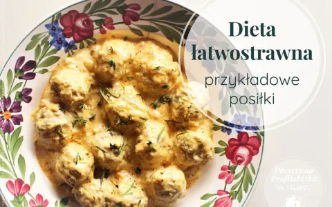 Pyszne klopsiki w sosie śmietanowym, idealne do diety łatwostrawnej. Przepisy na takie dania pomagają w rekonwalescencji.