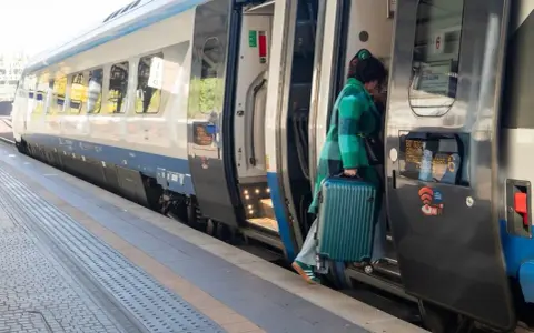 Jakie zniżki dla emerytów na PKP? Sprawdź, co możesz zyskać