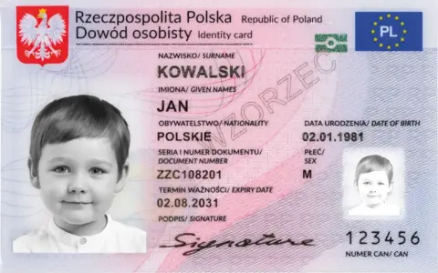 Jak zrobić zdjęcie do dowodu telefonem? Oszczędź czas i pieniądze!