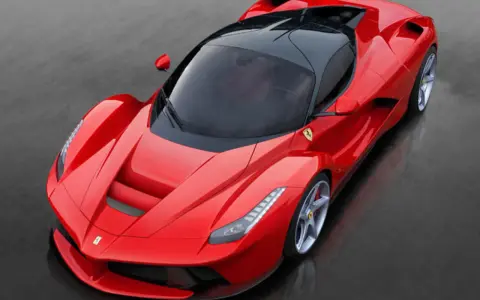 Ile kosztuje Ferrari LaFerrari? Ceny, które mogą zaskoczyć