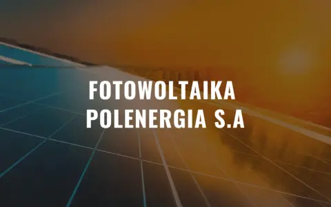 Panele fotowoltaiczne Polenergia S.A. na tle zachodzącego słońca. Czysta energia dla przyszłości.