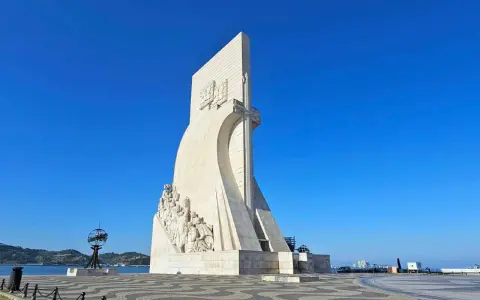 Das Padrão dos Descobrimentos in Belém, Lissabon, ehrt portugiesische Entdecker.