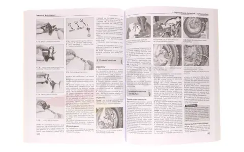 Sprawdzanie ciśnienia w oponach skutera 50ccm jest kluczowe dla bezpieczeństwa. Na ilustracji widzimy elementy układu hamulcowego.