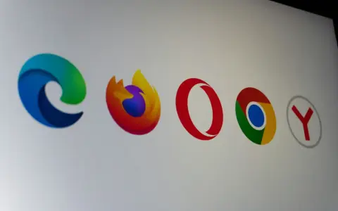 Ikony przeglądarek: Edge, Firefox, Opera, Chrome, Yandex. Dowiedz się, jak zablokować reklamy w każdej z nich.