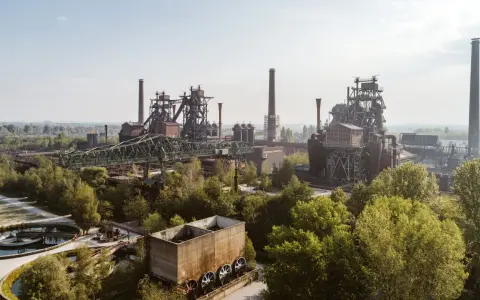 Industriepark Nordrhein-Westfalen: Stahlriesen und grüne Oasen. Tolle Bochum Tipps für Industriekultur und Natur.