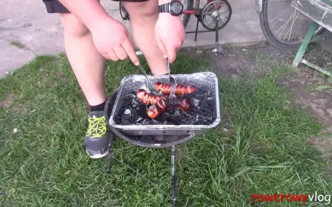 Biedronka grill jednorazowy: Kupić czy omijać? Pełna recenzja