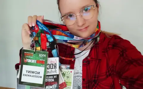 Jak zdobyć akredytację fotografa: uniknij najczęstszych błędów