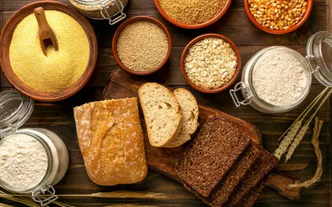 Dieta na grzybicę jamy ustnej: co jeść, by skutecznie zagłodzić grzyba?