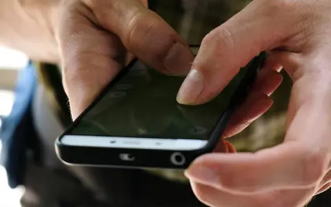Jak włączyć przedni aparat w telefonie i co zrobić, gdy nie działa?