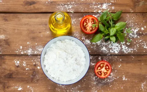 Pâte à pizza sans levure : la recette rapide et croustillante inratable