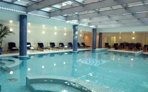 Hotel Blancafort: Relájate en el spa y disfruta de una estancia única