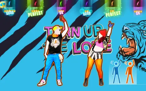Dos bailarines en pantalla de Just Dance 2014, con puntuaciones y el título "Turn Up The Love". ¡Perfecto para disfrutar de las canciones!