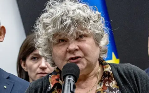 Co może kurator oświaty? Kluczowe obowiązki i ich znaczenie w edukacji