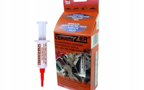 Ceramizer w strzykawce i opakowanie produktu. Preparat do regeneracji silników, zmniejsza tarcie, zużycie paliwa i oleju.