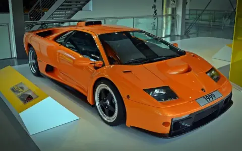 Ile kosztuje Lamborghini Diablo? Zaskakujące ceny na rynku kolekcjonerskim