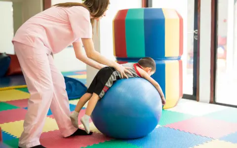 Terapia sensoryczna Wrocław: Diagnoza, koszty, wybierz mądrze!