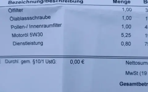 Rechnung für BMW Reparatur: Ölfilter, Öl, Dienstleistung. Gesamtkosten 303,26 €.
