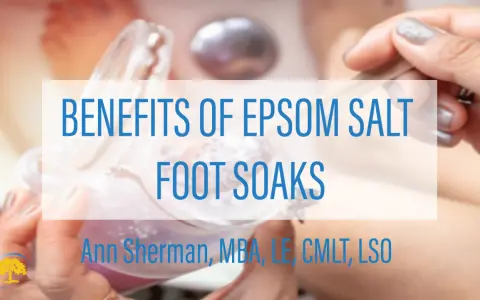 Hands preparing an Epsom salt foot soak. Discover the benefits of this relaxing treatment.
