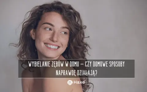 Uśmiechnięta kobieta z piegami. Czy wybielanie zębów w domu domowymi sposobami naprawdę działa?