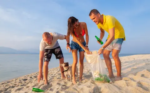 Darmowy urlop na Półwyspie Helskim za wolontariat plażowy z fundacją Bałtyk 2.0