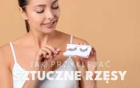 Kobieta trzyma pęsetą sztuczne rzęsy, gotowa do aplikacji.