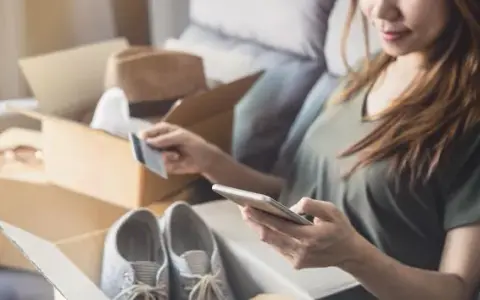 Jak nie dać się oszukać na OLX i uniknąć nieprzyjemnych strat