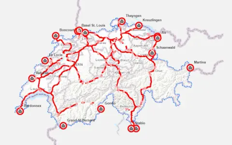 Mapa Szwajcarii z zaznaczonymi trasami i punktami granicznymi.