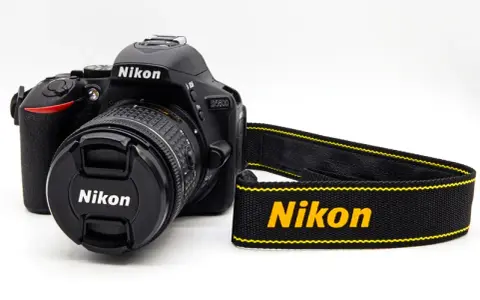 Najlepsze obiektywy do Nikon D5600 – wybierz idealny dla siebie